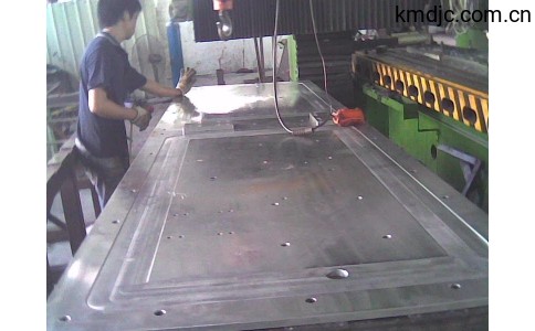 昆明龍門鏜銑床加工